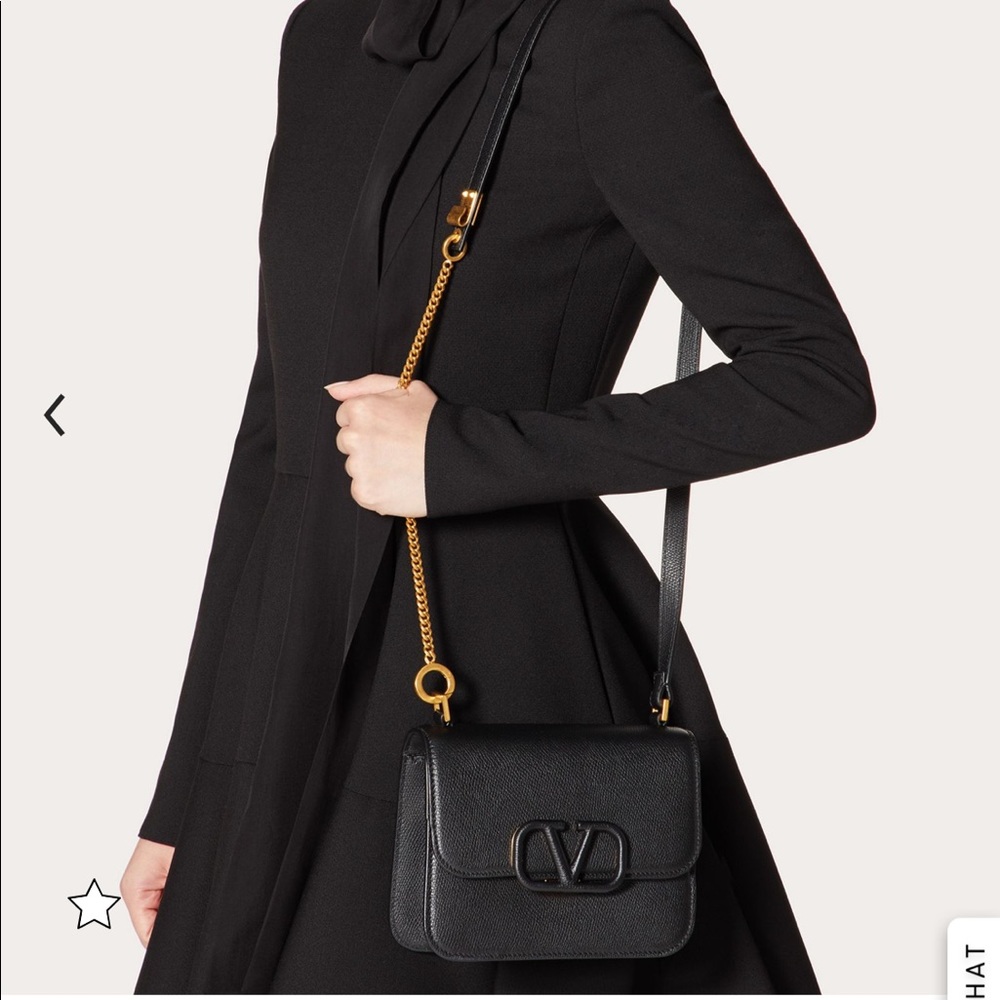 SMALL VSLING GRAINY CALFSKIN SHOULDER BAG